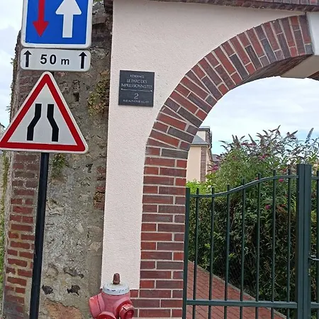 Les Impressionnistes Feriehus Honfleur